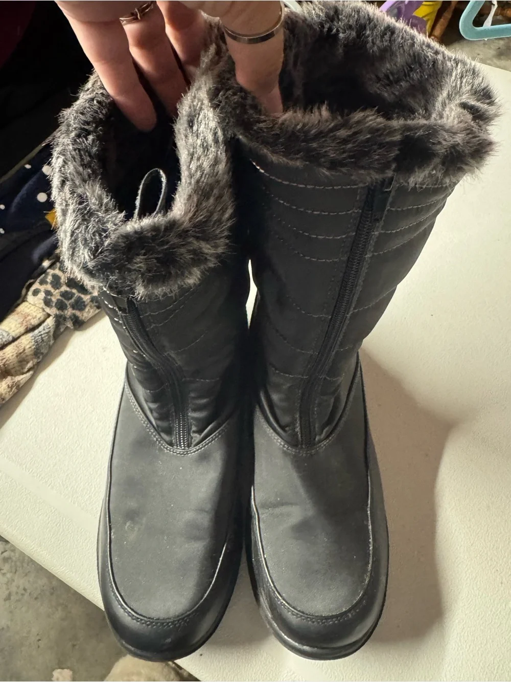 Black Women's Winter Snow Boots with Faux Fur Trim Size 11